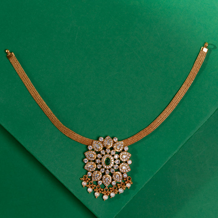 Kusumita Short Necklace