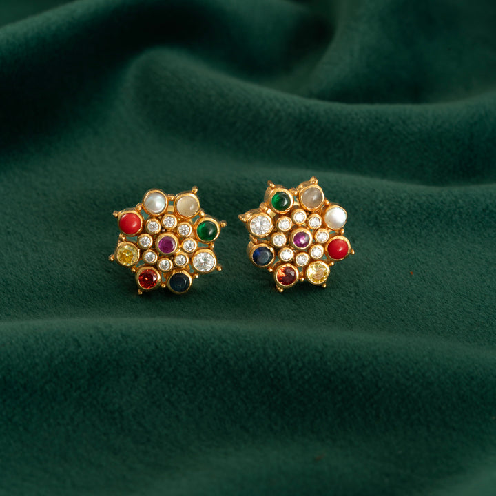 Navarise Studs