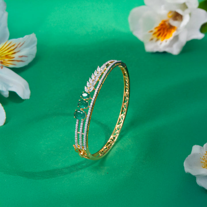 RajKriti Emerald Bracelet