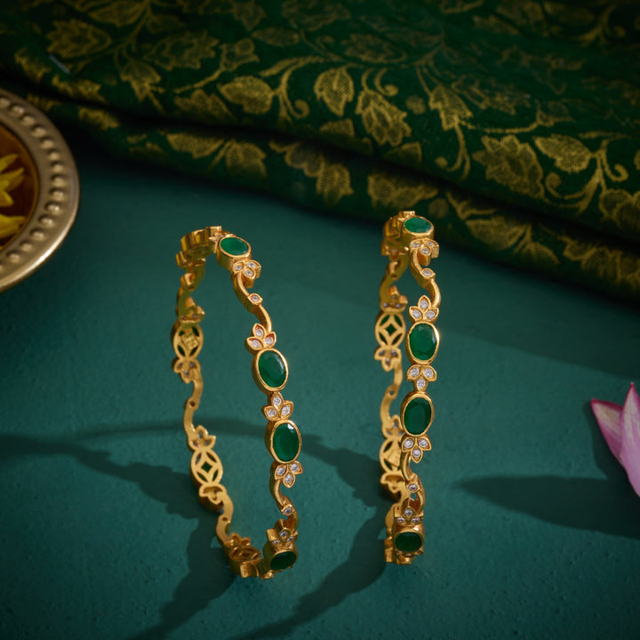 Queen’s Loop Bangles