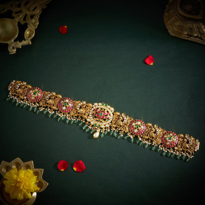 Swarna Peacock Kundan Oddiyanam