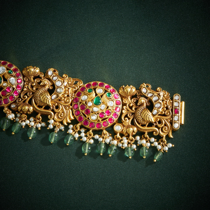 Swarna Peacock Kundan Oddiyanam