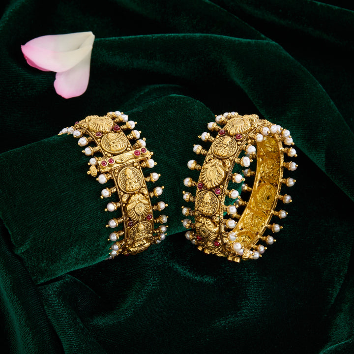 Svarnika Temple Bangles