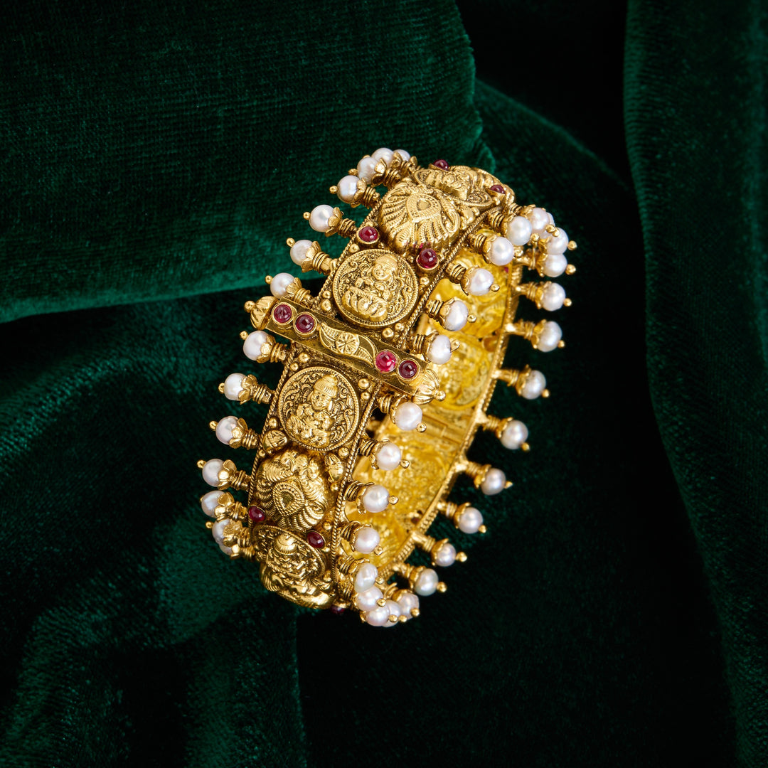Svarnika Temple Bangles