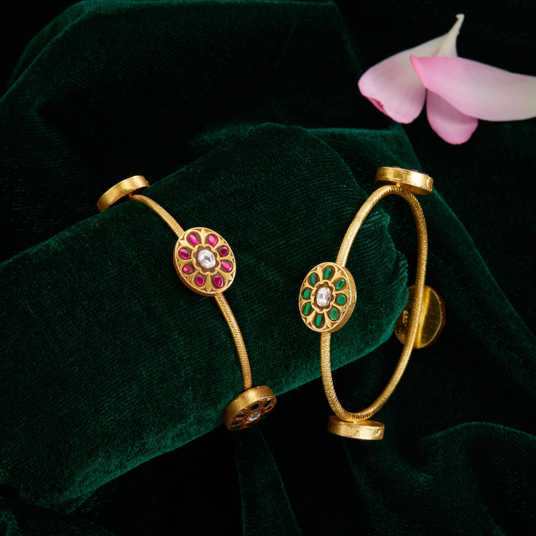 Sumanika Kundan Bangles