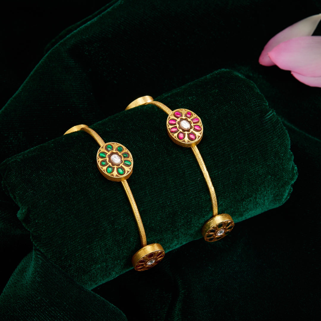 Sumanika Kundan Bangles