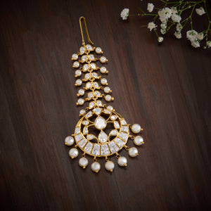 Queen’s Moissanite Tikka