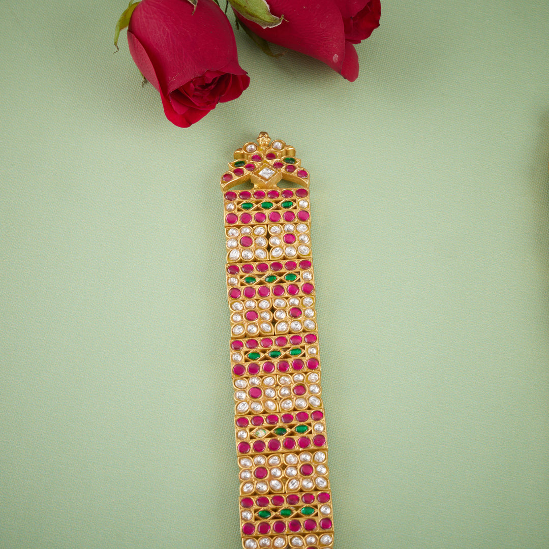 Pankhuri Phool Kundan Necklace