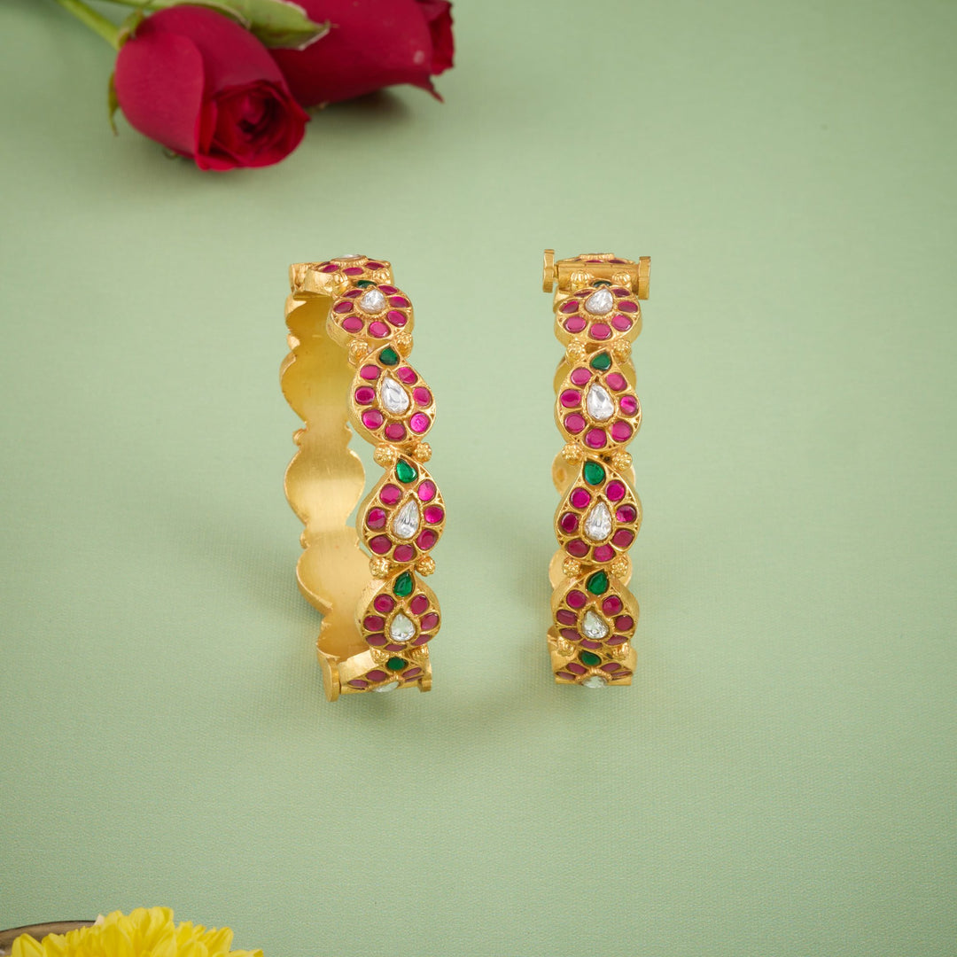 Mangai Valli Kundan Bangles