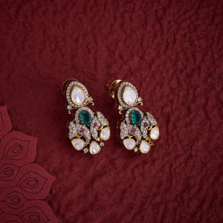 Raga Pushpini Necklace Set