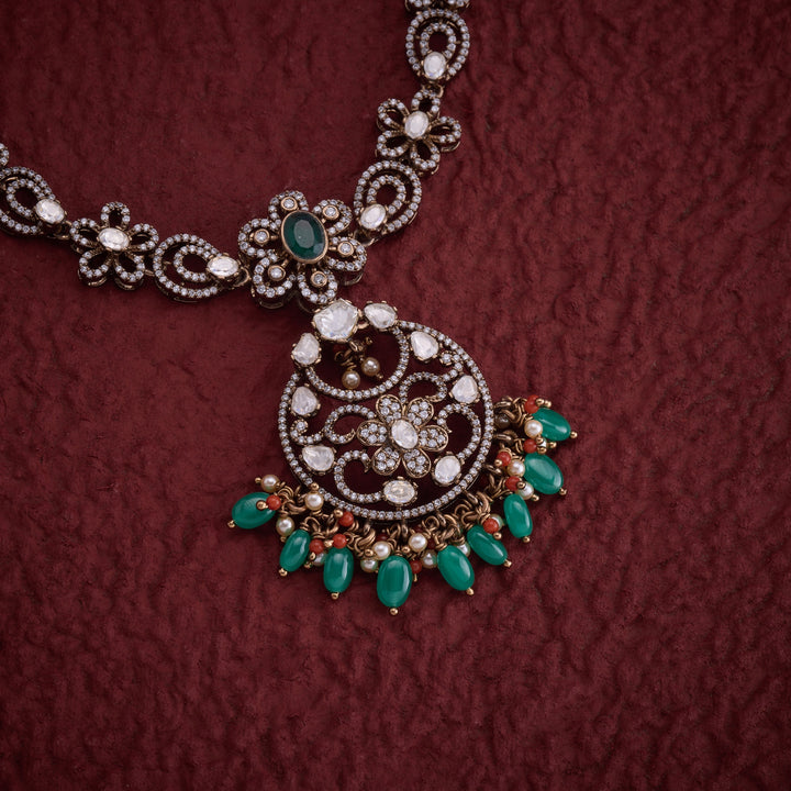Moissence Vilasa Short Necklace