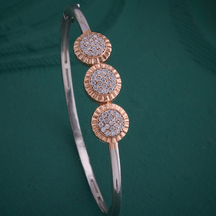 Shimmering Trio Kada