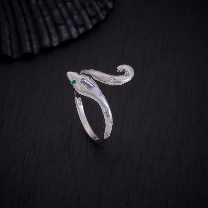 Serpent Twist Ring