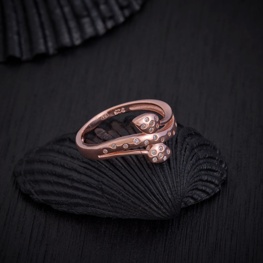 Leaflet Ring