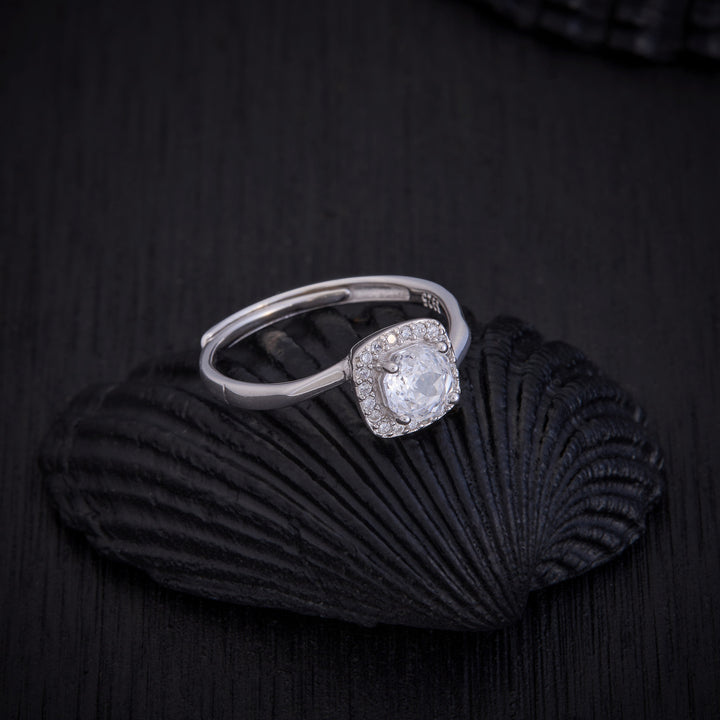 Elegant Frame Ring