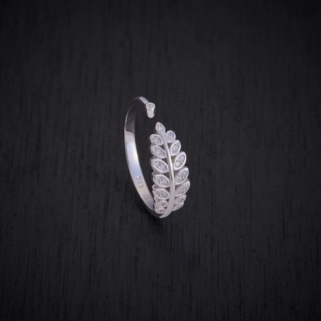 Leaf Grace Ring