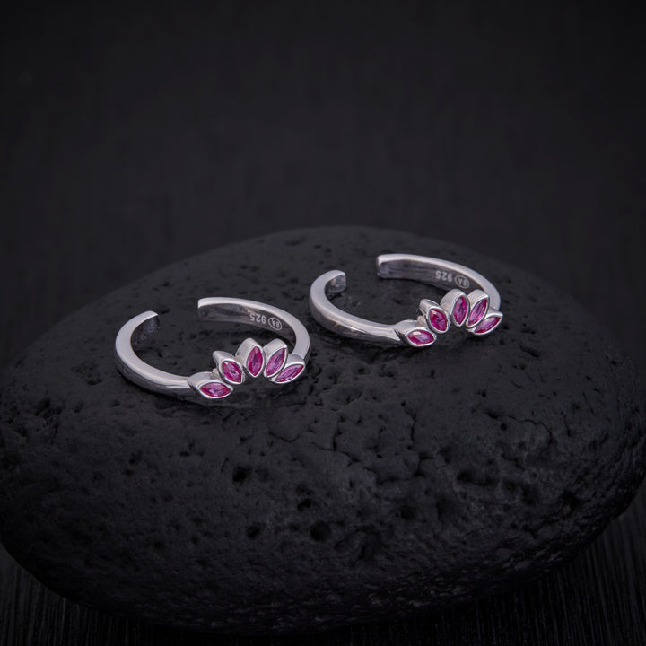 Svara Toe Rings