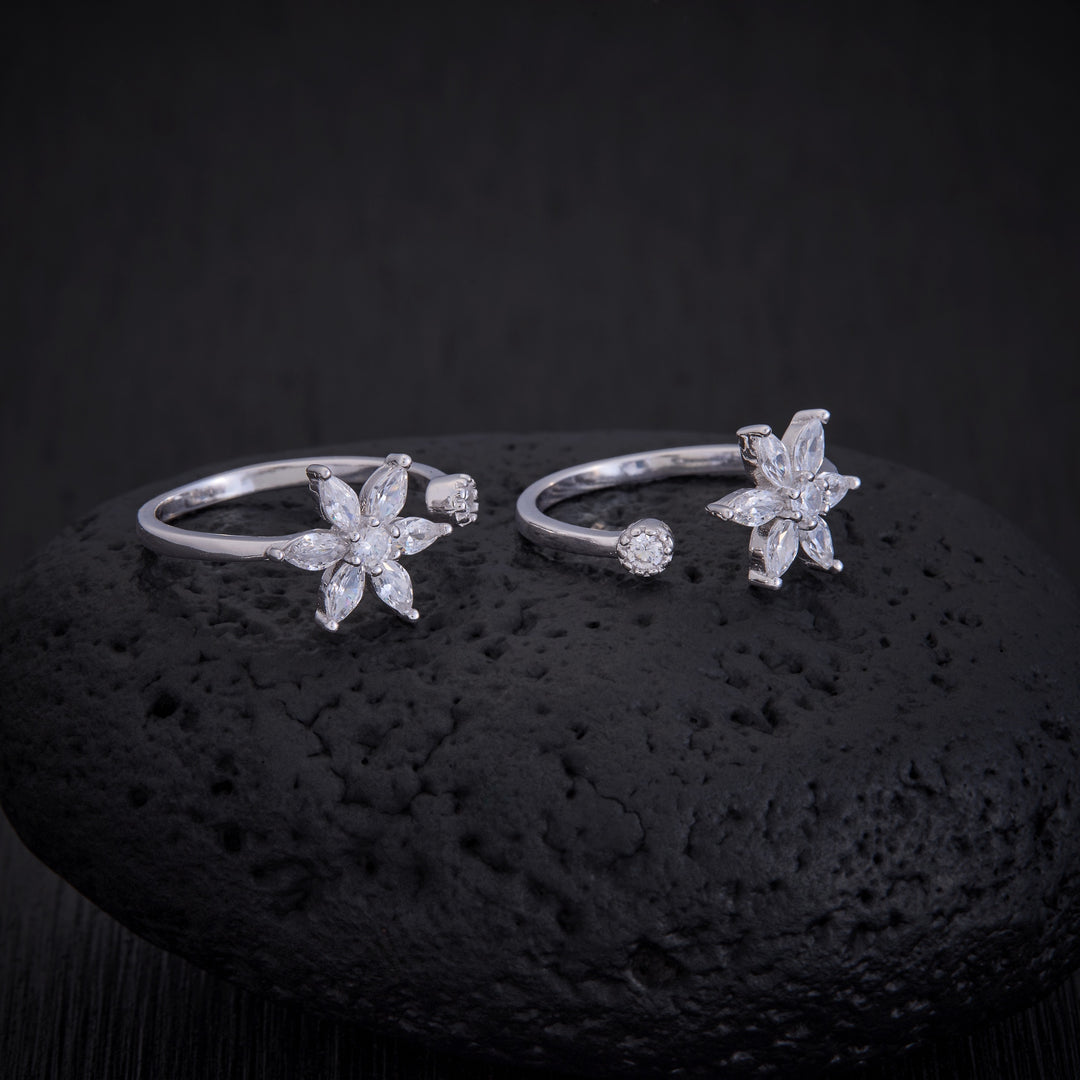 Floral Twinkle Toe Ring