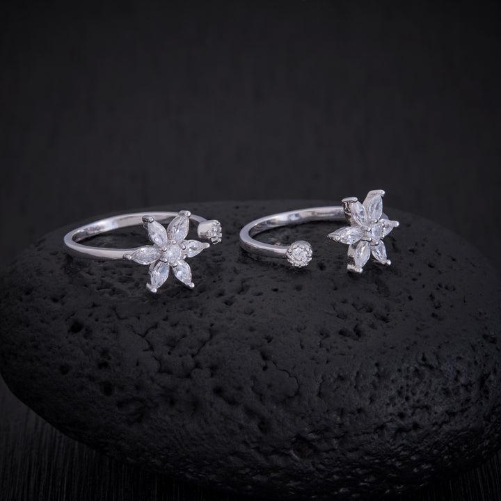Floral Twinkle Toe Ring