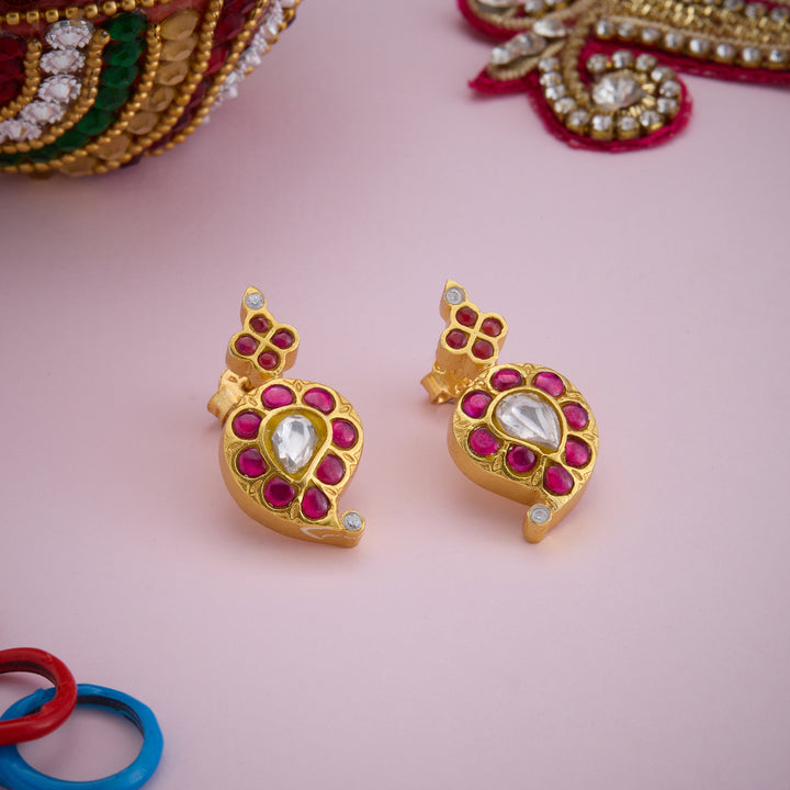 Rasraj Kundan Studs