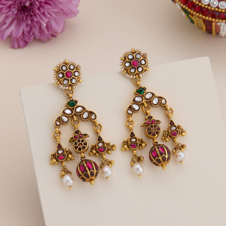 Kundalia Phool Danglers