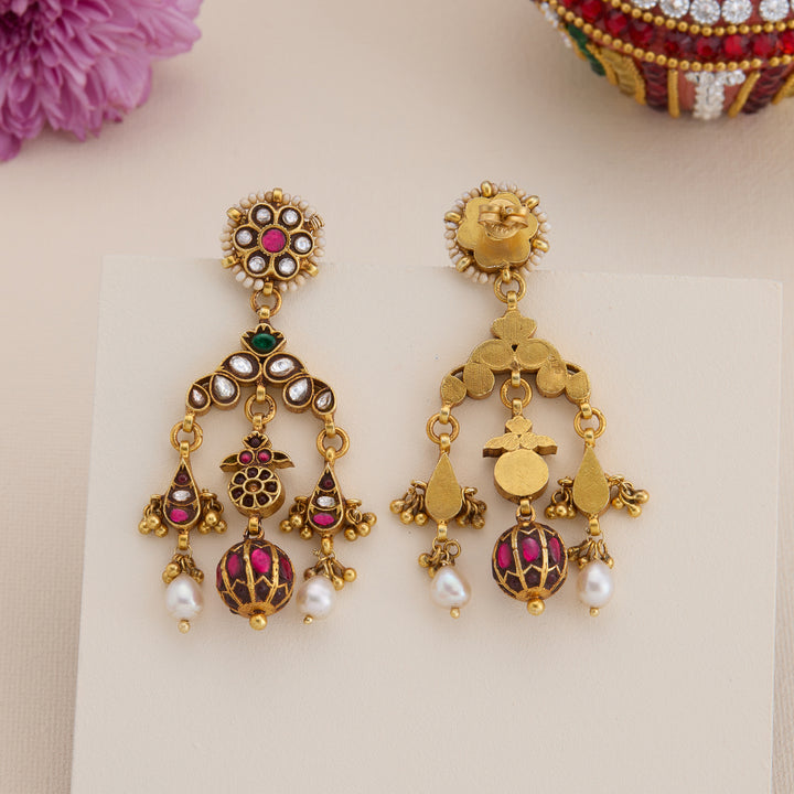Kundalia Phool Danglers