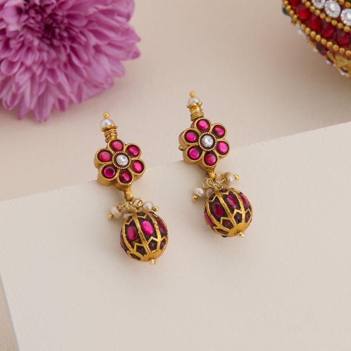 Kundana Pushpa Danglers