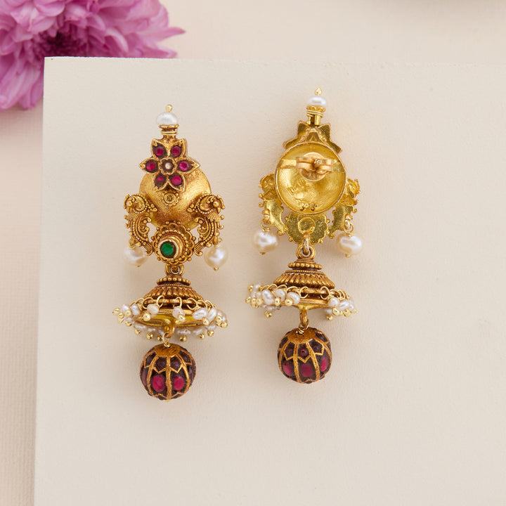 Raj-Kusum Kundan Jhumki