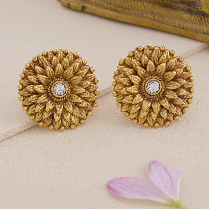 Leafy Aura Studs
