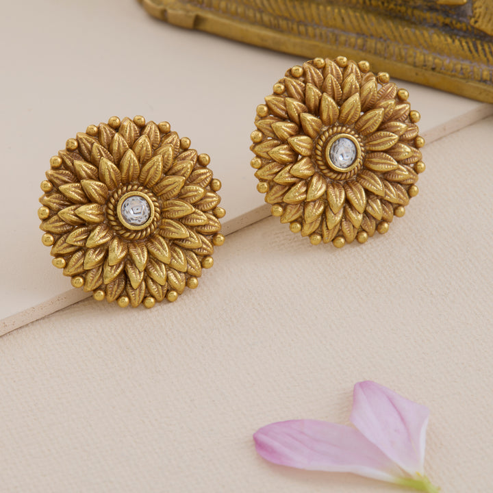 Leafy Aura Studs