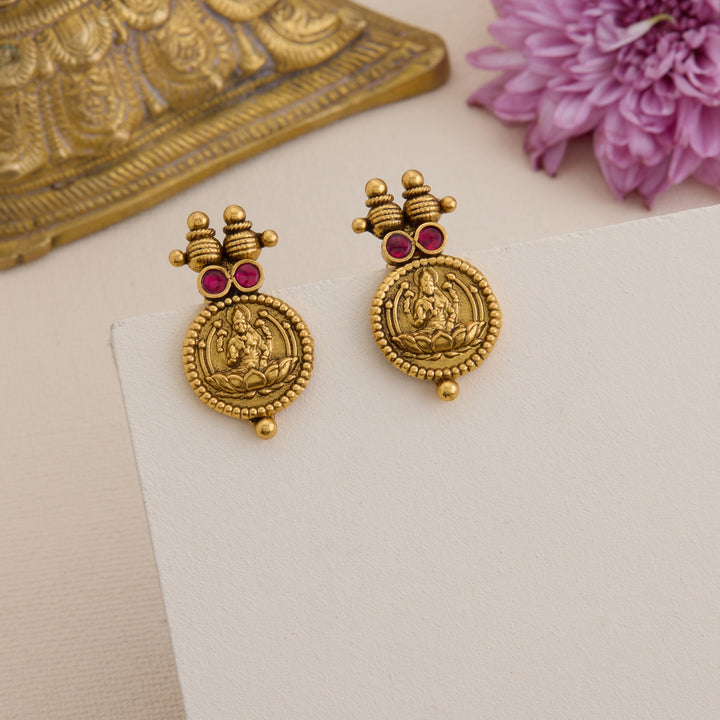 Shreebindu Studs