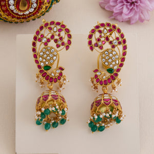 Shobhamayur Kaan Karela
