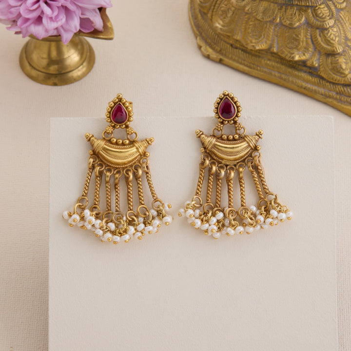 Swinging Aura Danglers
