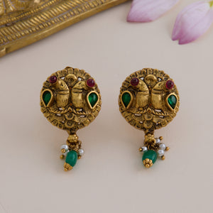 Neelika Sway Studs