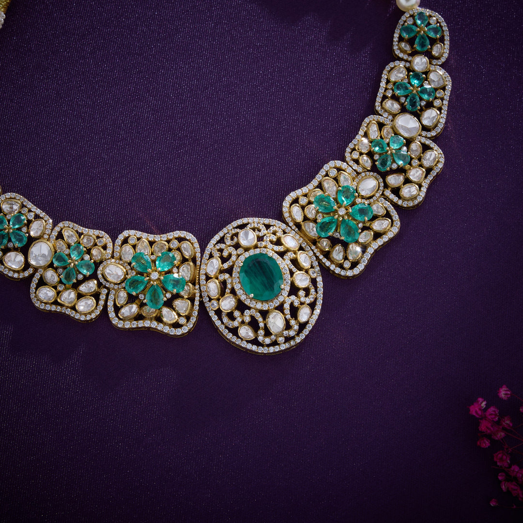 Ellovia Victorian Necklace Set