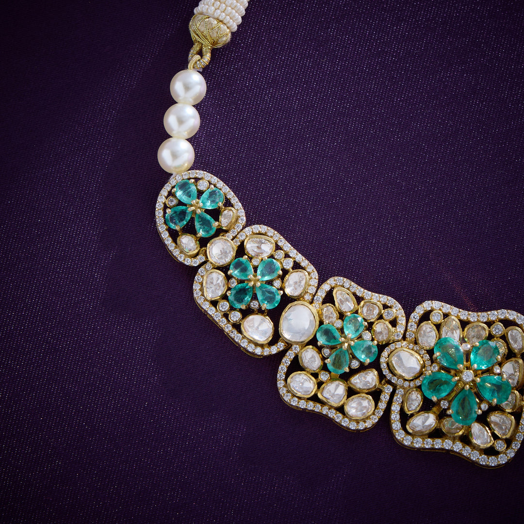 Ellovia Victorian Necklace Set