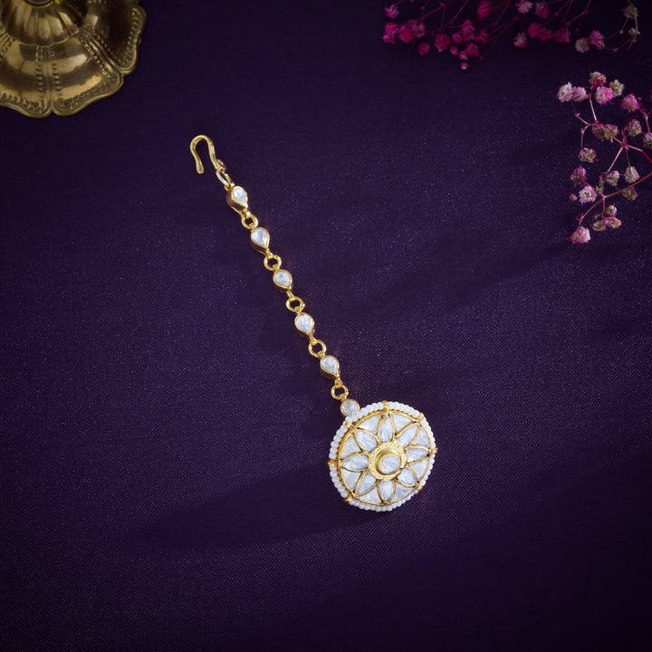 Bor Moissanite Tikka