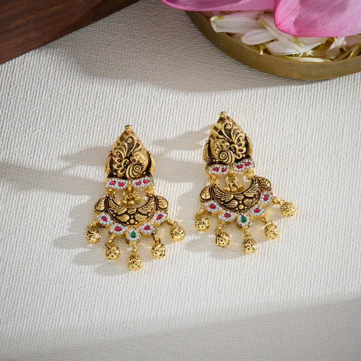 Neel Nakshi Chandbali