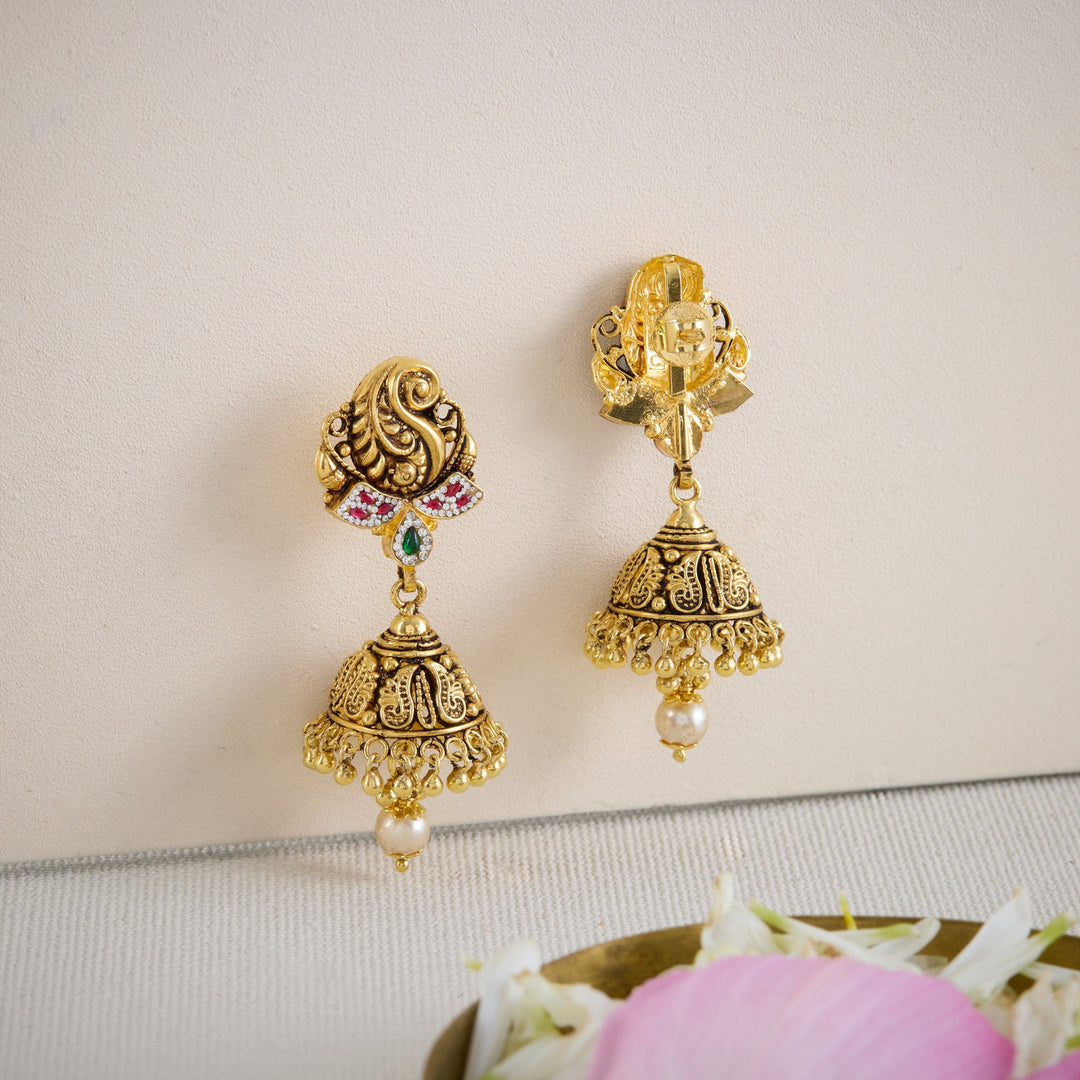 Keri Nakshi Jhumki