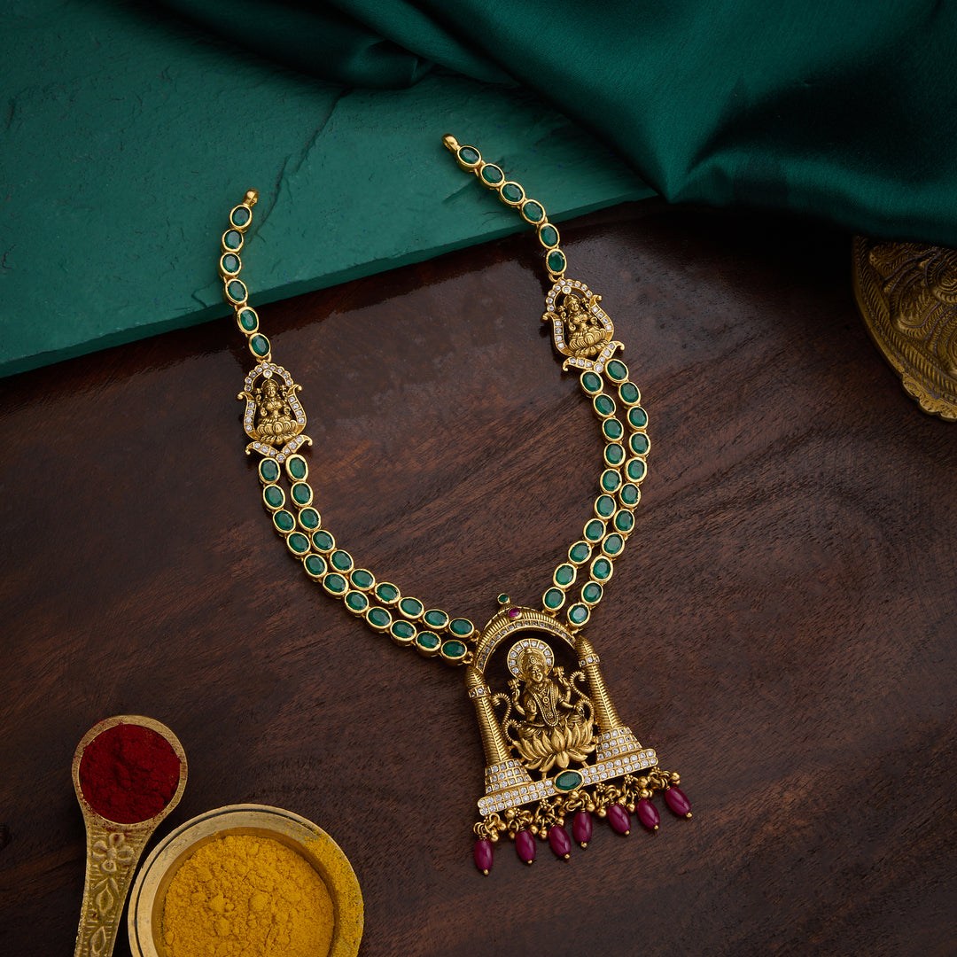 Pranava Roopini Short Necklace
