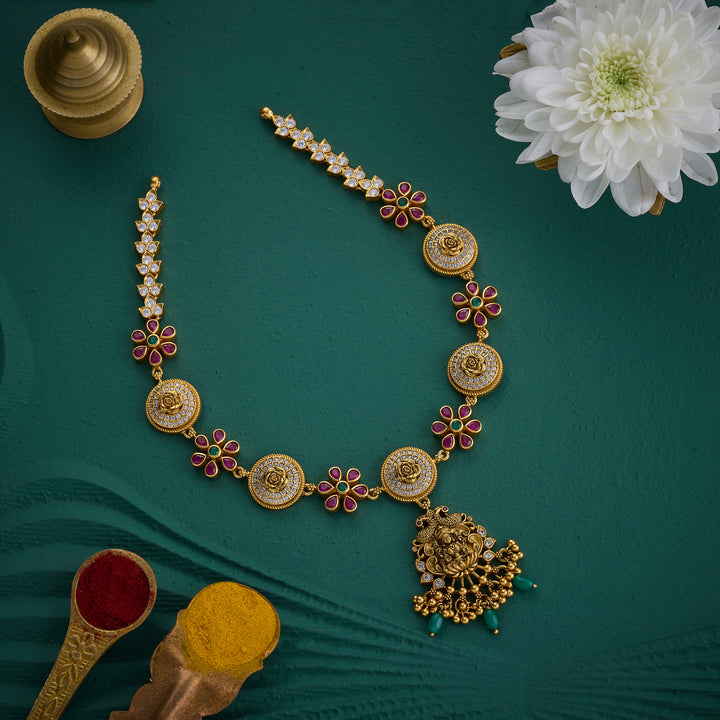 Rose Vaibhavam Short Necklace