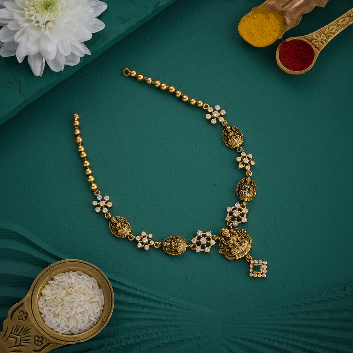 Shree Jyotsna Short Necklace