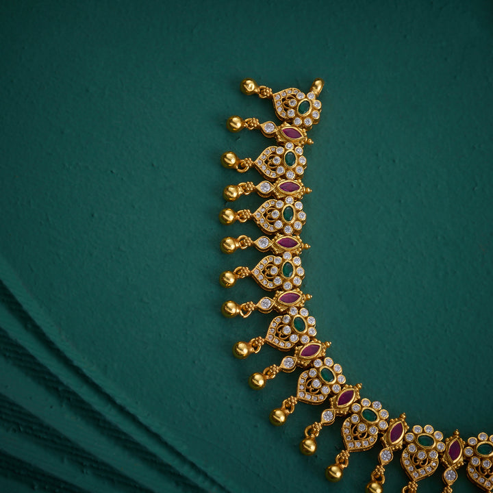 Floraluxe Short Necklace