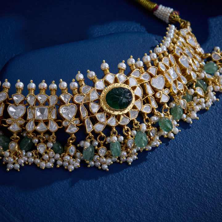 Meera Pushp Choker Set