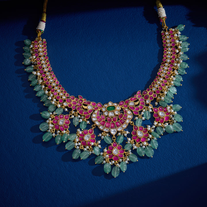 Manikya Mandap Necklace Set