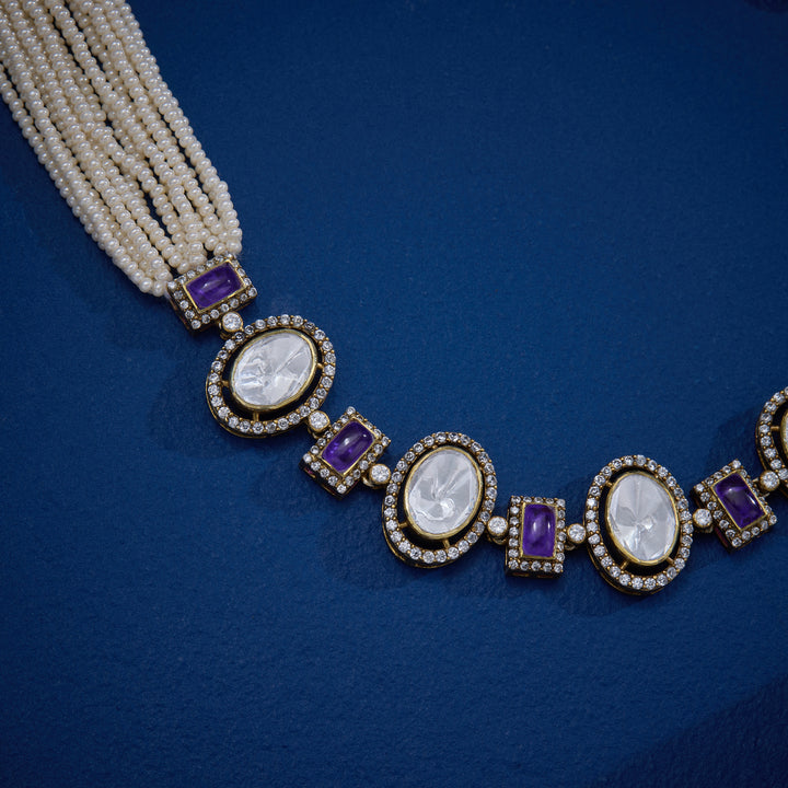 Lavira Necklace
