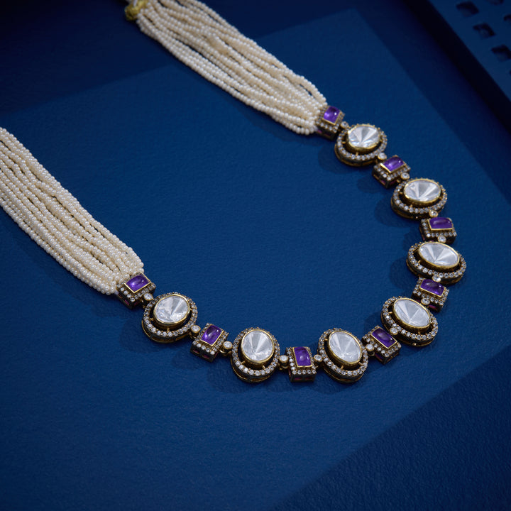 Lavira Necklace