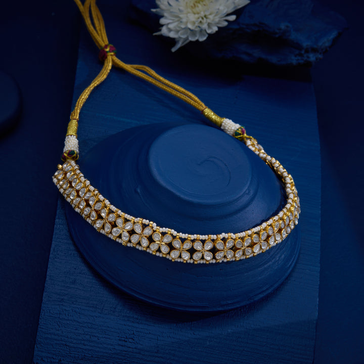 Pearlesque Bloom Choker