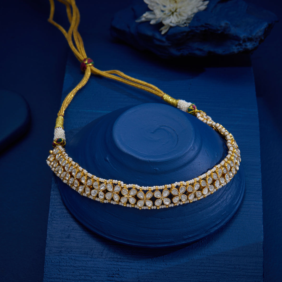 Pearlesque Bloom Choker