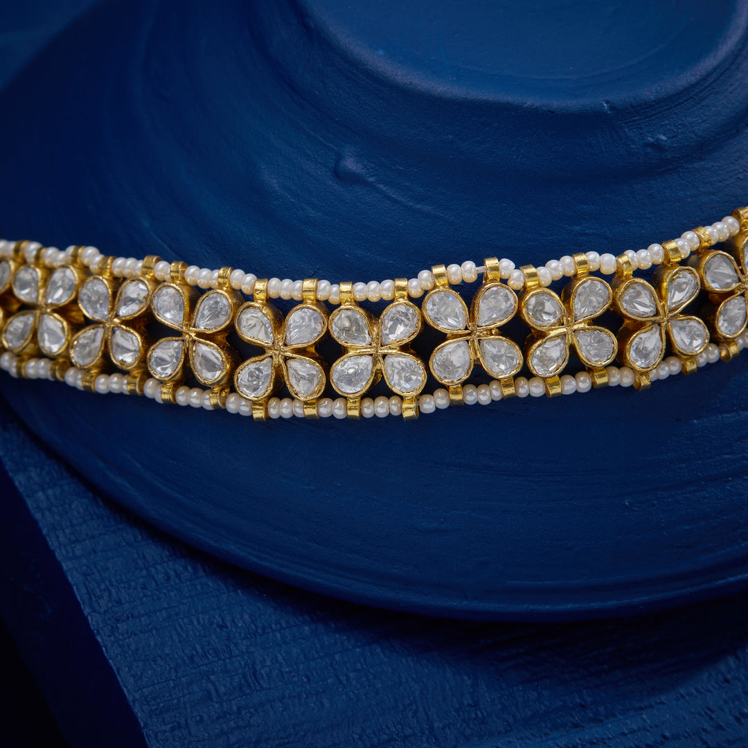 Pearlesque Bloom Choker